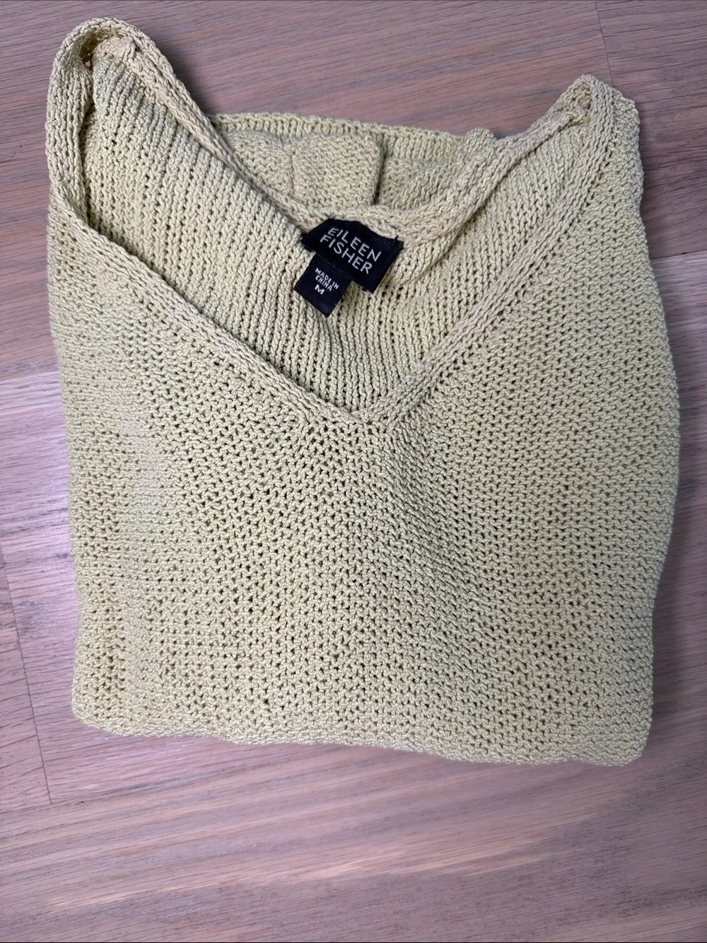 EILEEN FISHER 100% Silk V-Neck Knit Sweater Sage Green Gold Medium